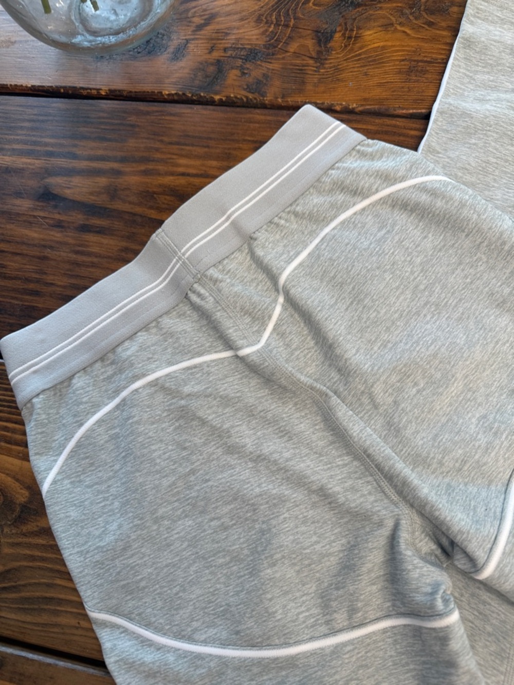 Alo Yoga Alosoft High-Waist Heart Throb Lt Gray Heather Leggings. S. Like new! - Picture 7 of 8